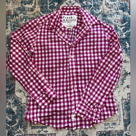 FRANK & EILEEN Pink Linen Gingham "Barry" Top - Picture 11 of 12